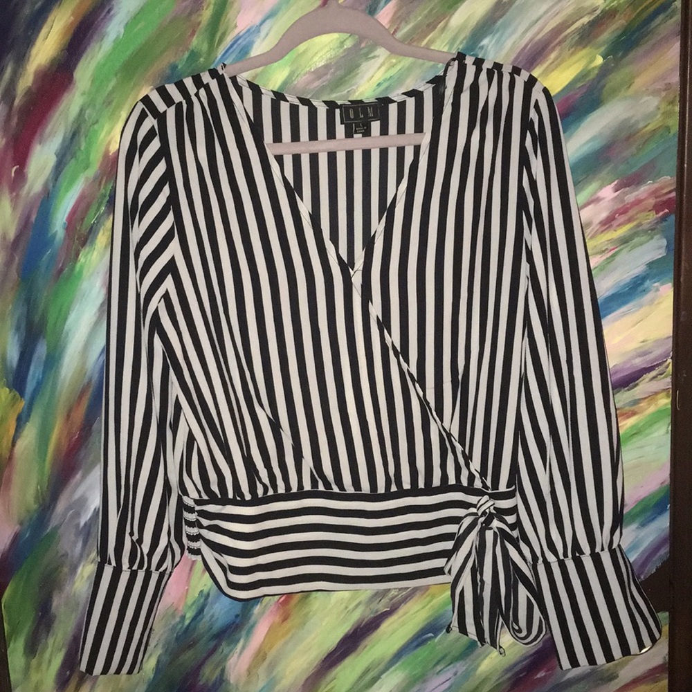 Cropped striped top